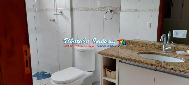 Imagem Linda casa condomínio fechado com 03 dormitórios e piscina