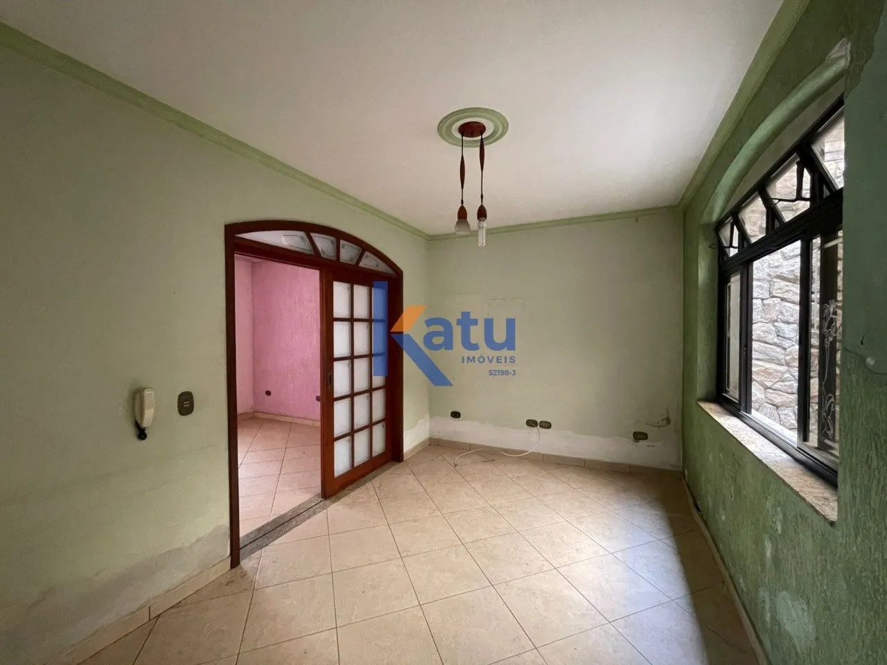 Imagem CASA TÉRREA PARA VENDA NO VILA RAMI - JUNDIAÍ/SP

A residência possui 183 m² de área construíd...