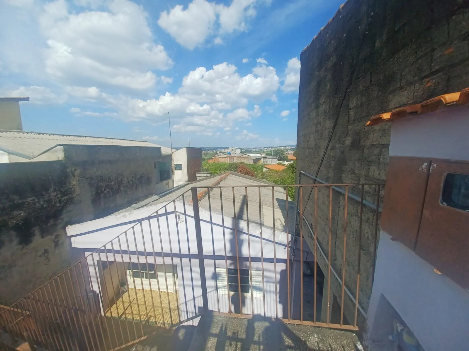 Imagem Encantadora Casa no Parque Bela Vista - Perfeita para Residência ou Negócio!