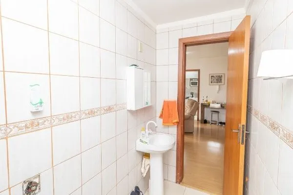Imagem Vende-se apartamento com 2 quartos, 62 m² e 1 vaga