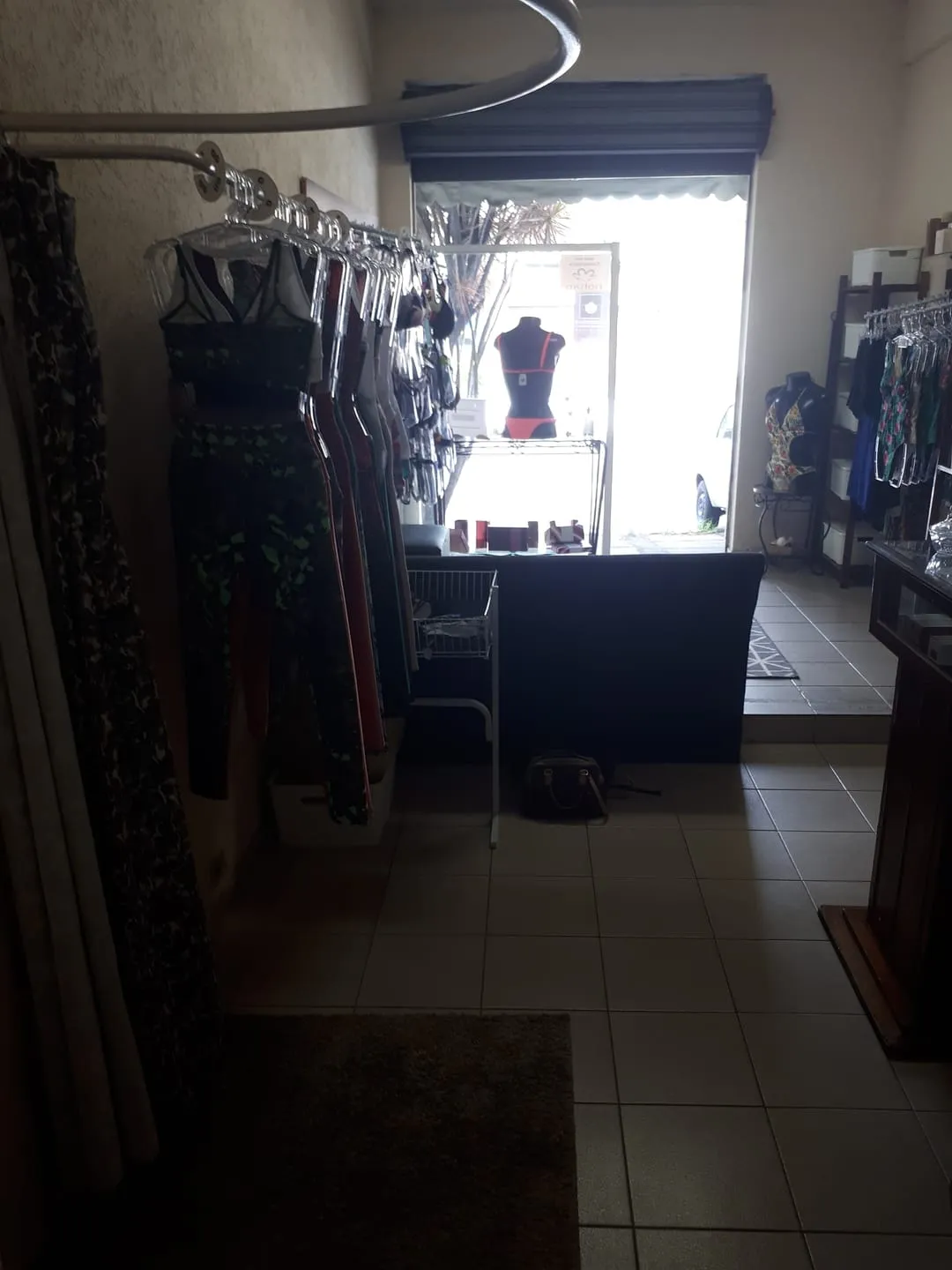 Imagem Comercial para Locação 25M², Bel Recanto, Taubaté - SP