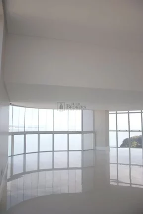 Imagem Cobertura duplex frente mar em Balneário Camboriú.