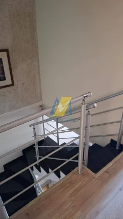 Imagem Sobrado com Suíte, Vista Livre e Área Gourmet no Jardim Alvorada