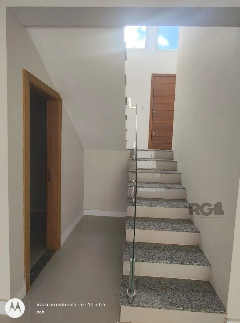 Imagem Casa em Condomínio fechado com 3 dormitórios no bairro Vila Nova em Porto Alegre, RS