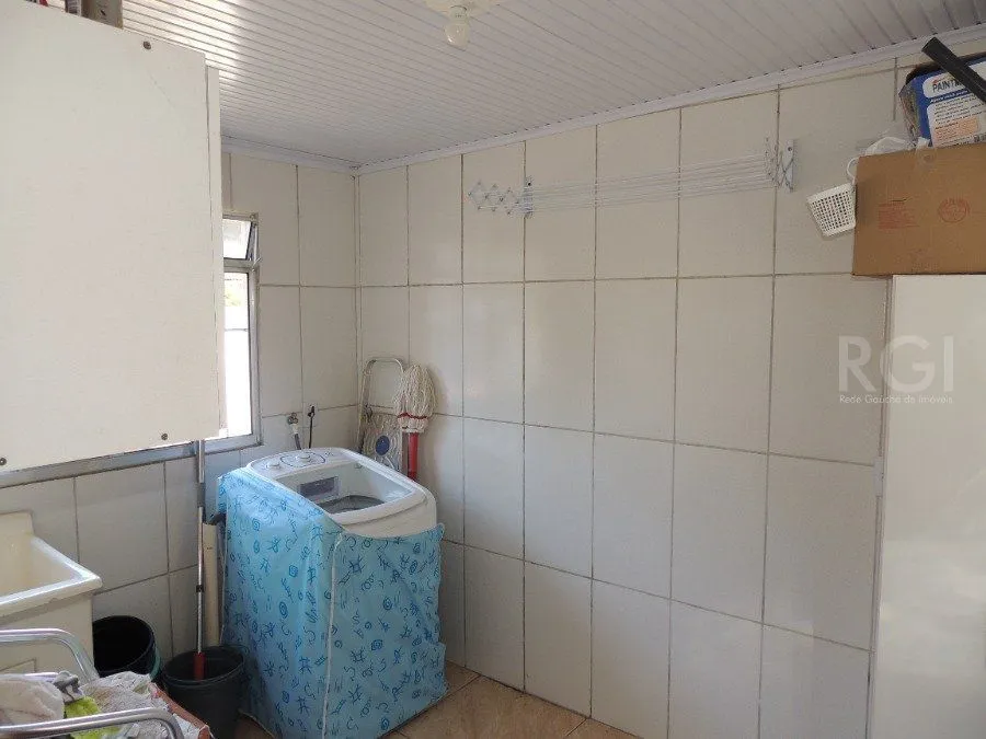 Imagem Sobrado para Venda - 280m², 3 dormitórios, 2 vagas - Alegria