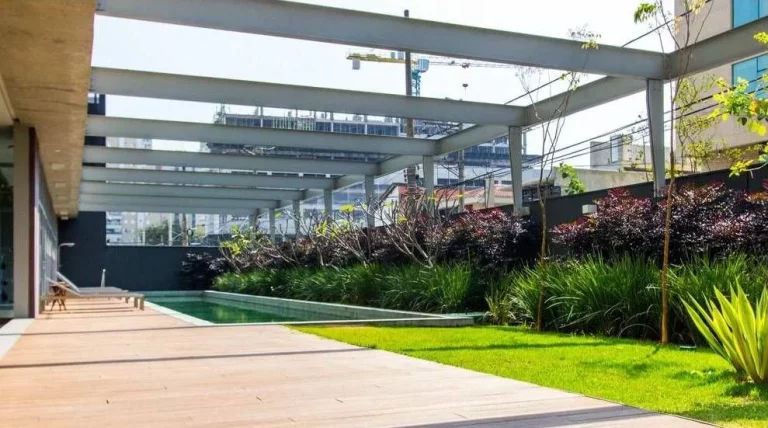 Imagem Apartamento disponível para locação no Condomínio Vila Nova Luxury Home Design, com 70m², 1 dormitório e 2 vagas de garagem