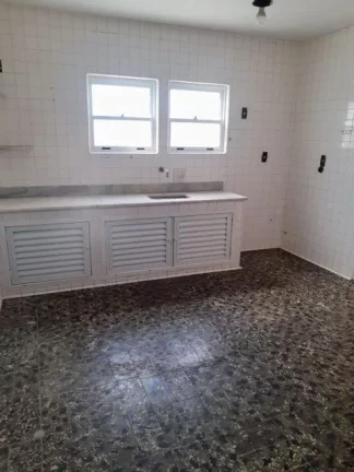 Imagem Casa Residencial em Rio das Ostras - RJ, Centro