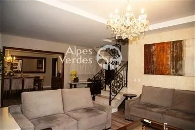 Imagem Casa com 6 quartos, 510m2, à venda em Canela, Centro