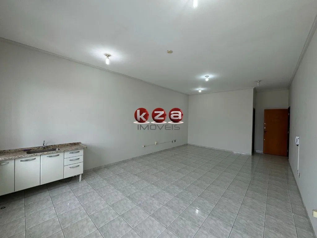 Imagem Sala Comercial para Locação na Vila Negrello, Centro, Valinhos-SP: 1 Sala, 1 Banheiro, 45m²!