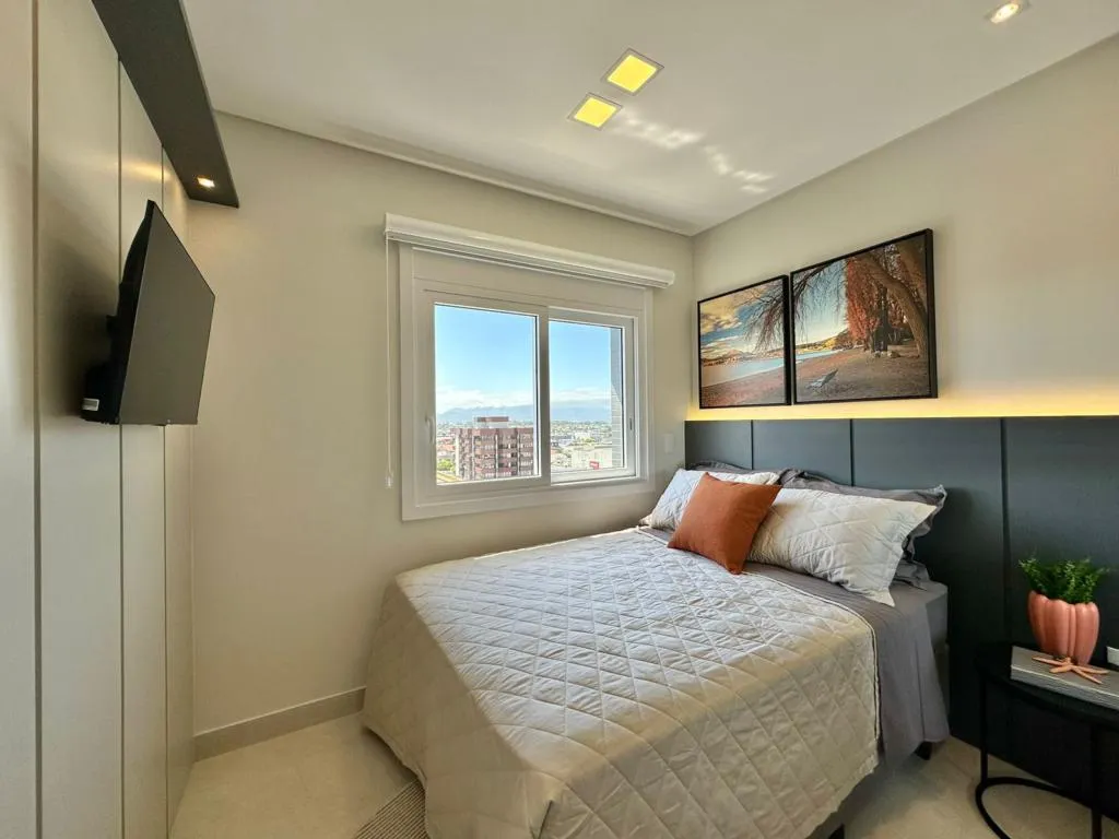 Imagem Apartamento 2 Dormitórios - Bairro Centro