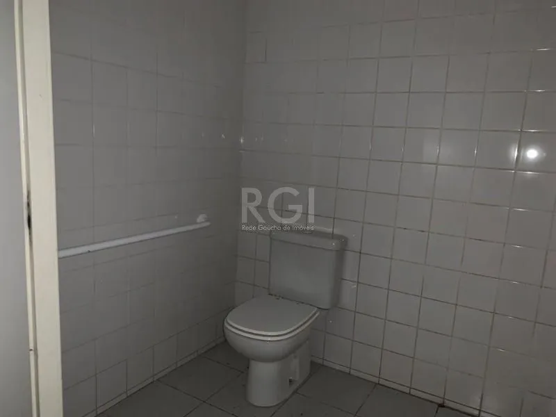 Imagem Loja para Venda - 500m², 0 dormitórios, 3 vagas - Moinhos De Vento