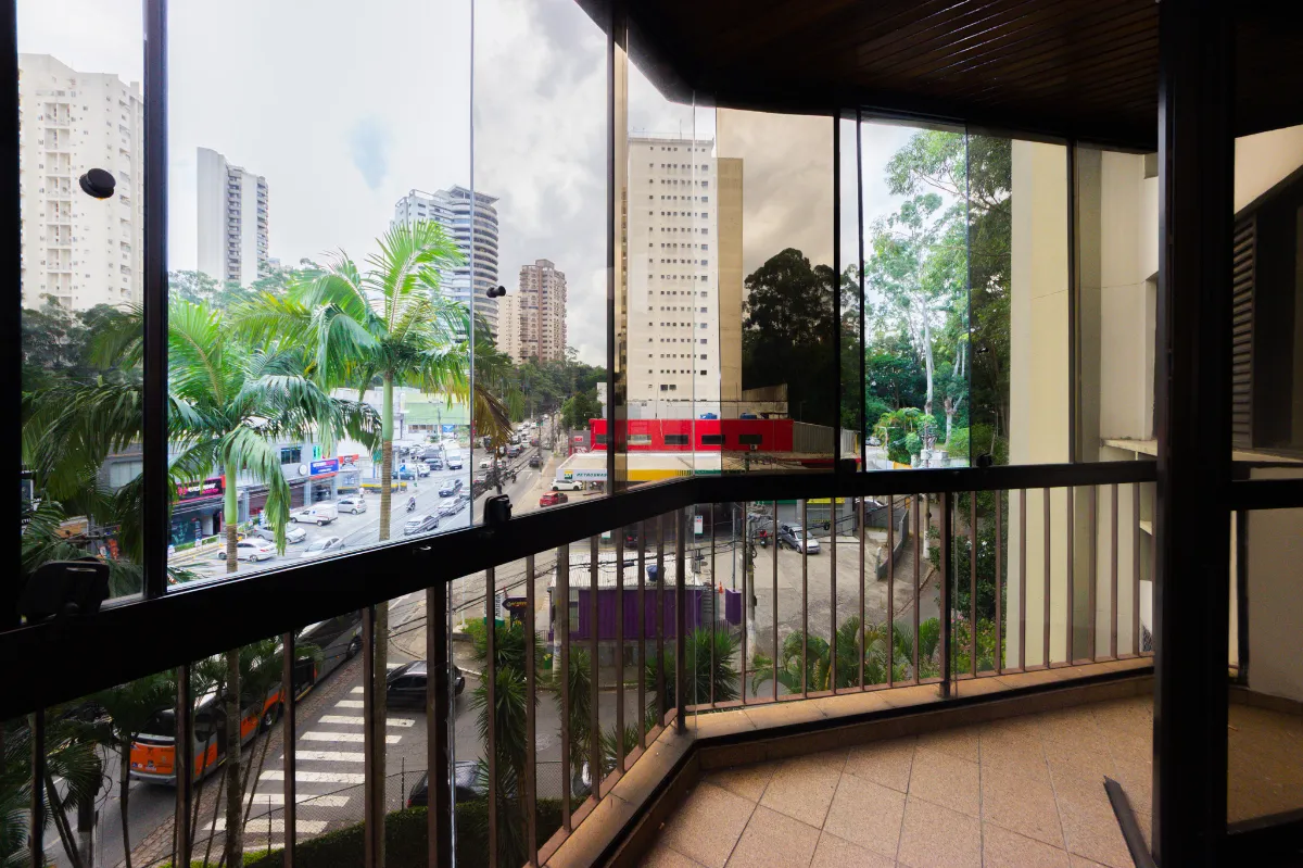 Imagem Apartamento para venda em Vila Andrade com 4 quartos, sendo 3 suítes, 172m2