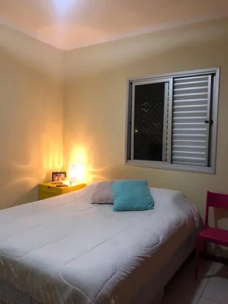 Imagem Ótimo apartamento no bairro Alto com;- 2 dormitórios sendo 1 suite com armário embutido no banhei...