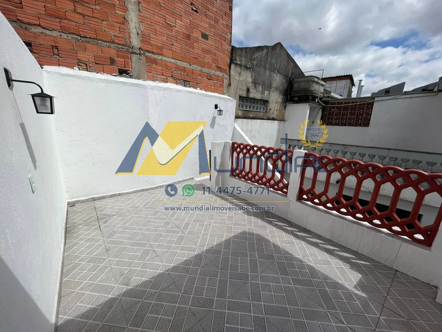 Imagem Alugo Sobrado no Bairro Santa Maria