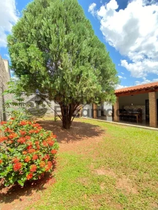 Foto do imóvel Casa no São Braz com jardim amplo