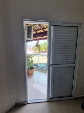 Imagem Sobrado com 3 dormitórios à venda, 200 m² por R$ 2.500.000,00 - Canto do Forte - Praia Grande/SP