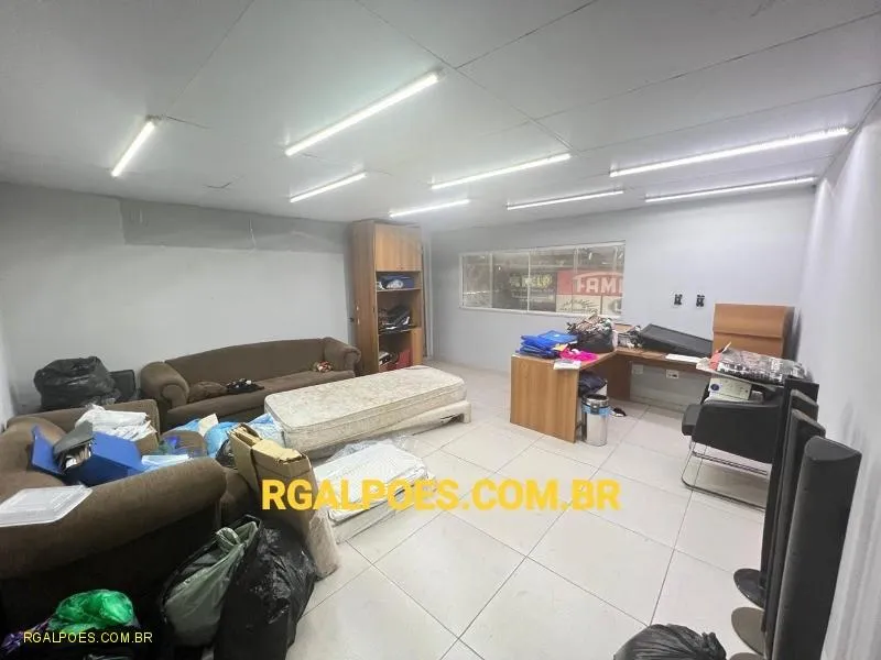 Imagem Galpão para Locação em BELFORD ROXO, Santa Amélia, 2 banheiros
