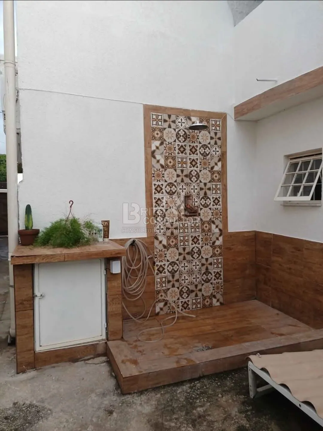 Imagem Casa 2 Quartos à Venda em Trindade | São Gonçalo - 196m² Suíte, Quintal e Terraço