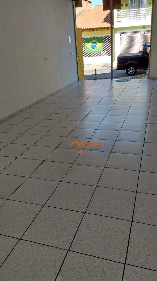 Imagem Terreno de esquina com 3 imoveis de Renda