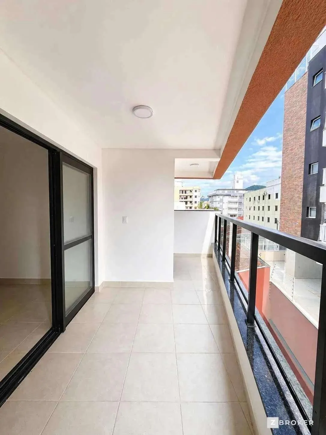 Foto do imóvel Apartamento à venda em Ubatuba, Itaguá, com 2 quartos, 71m2