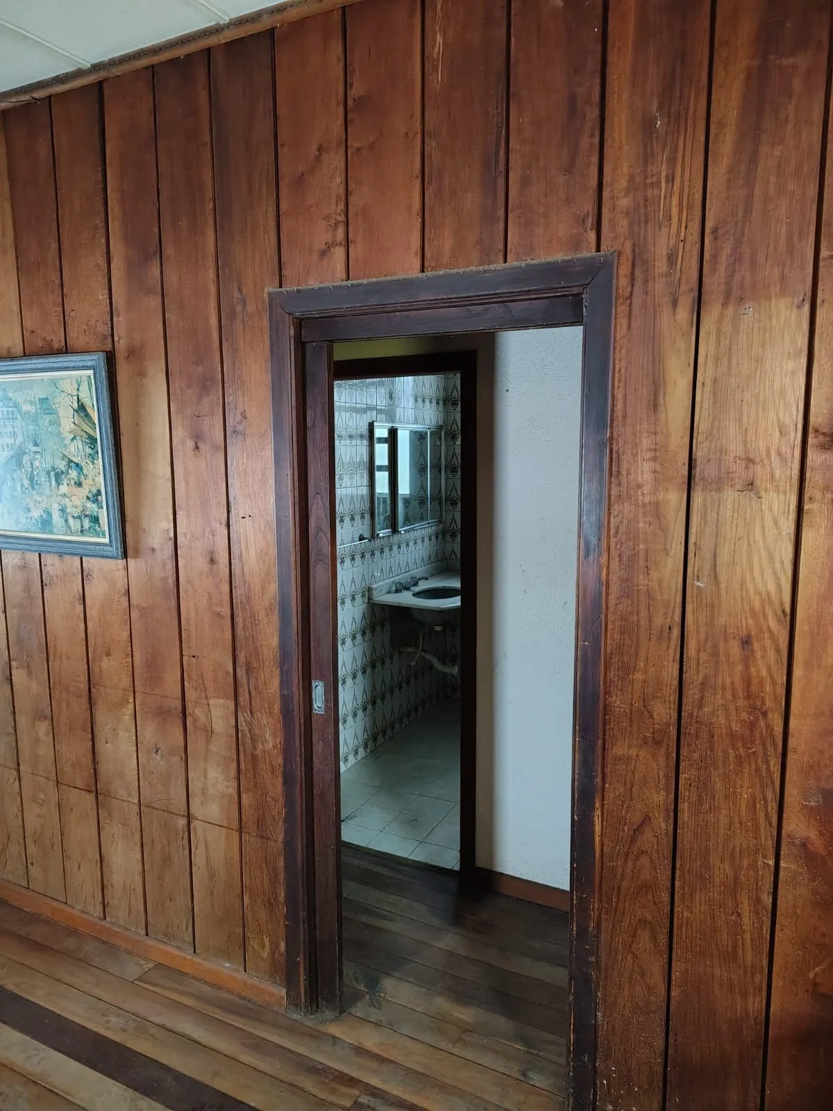 Imagem Casa com 03 quartos no Bairro São Pedro em Porto Alegre