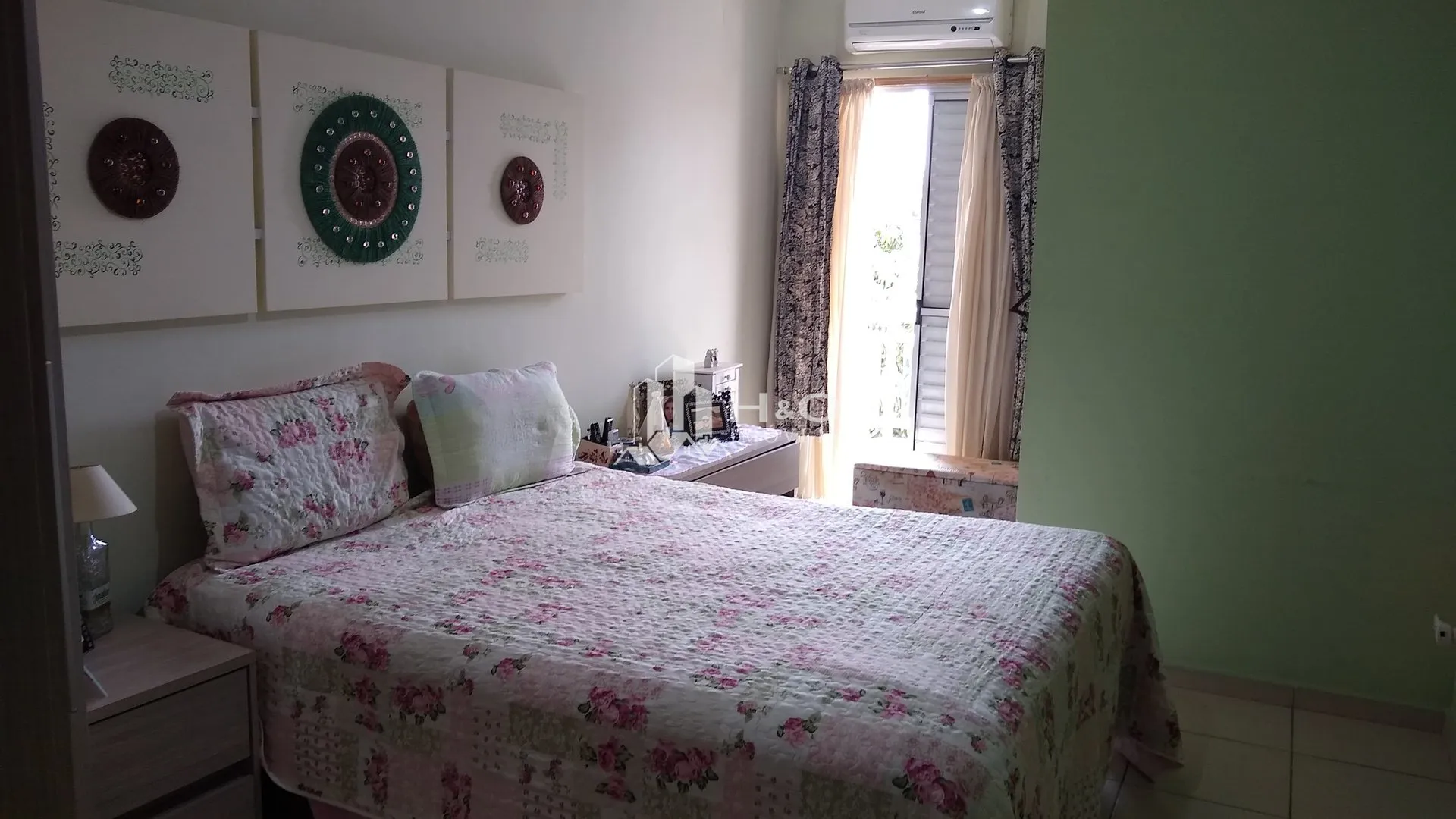 Imagem Oportunidade: Sobrado frontal à venda no bairro Artur Alvim com 220m², 3 dormitórios (1 suíte) e 3 vag