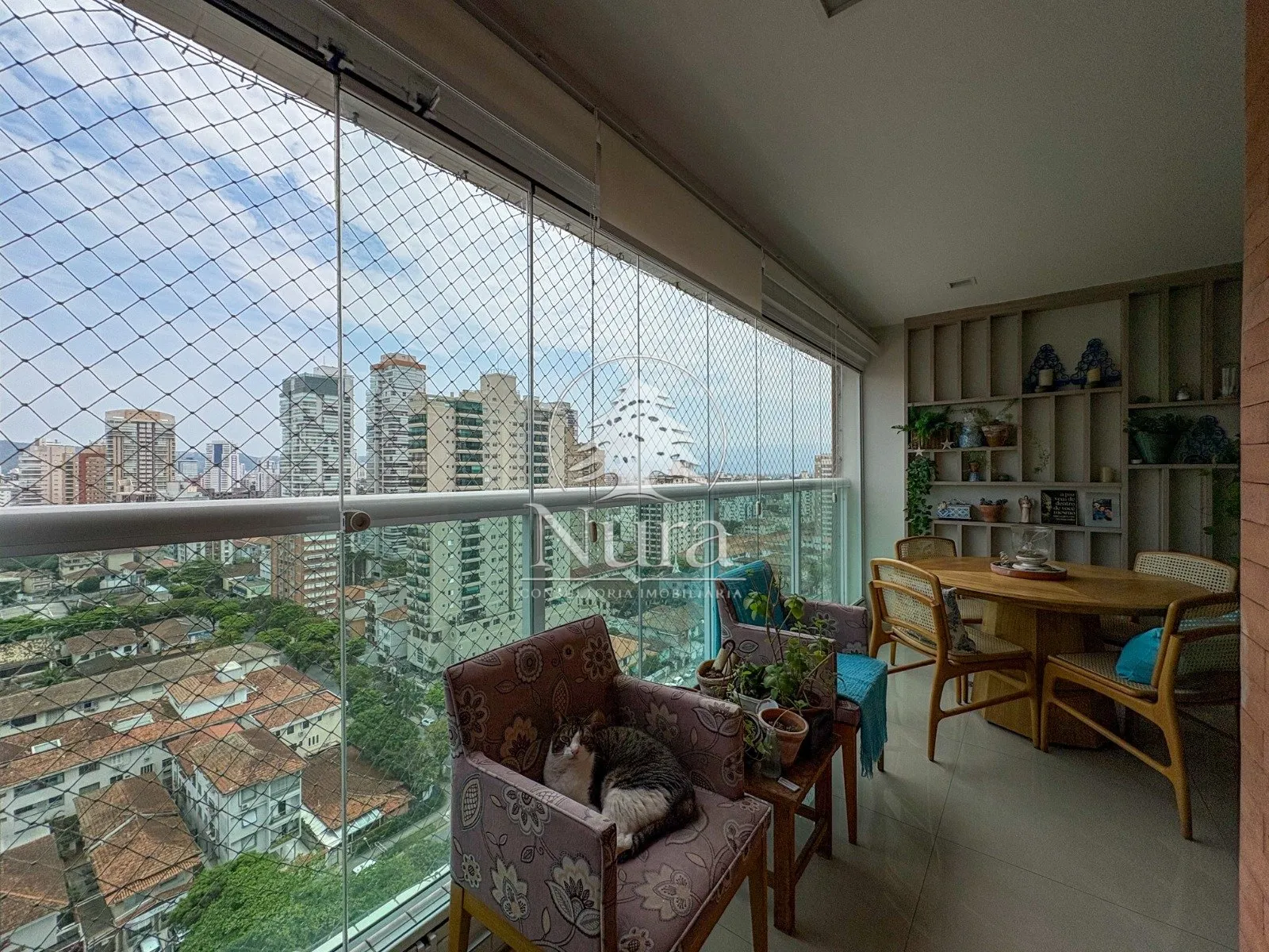 Imagem Apartamento de 2 quartos, 119m² no bairro Embaré, em Santos