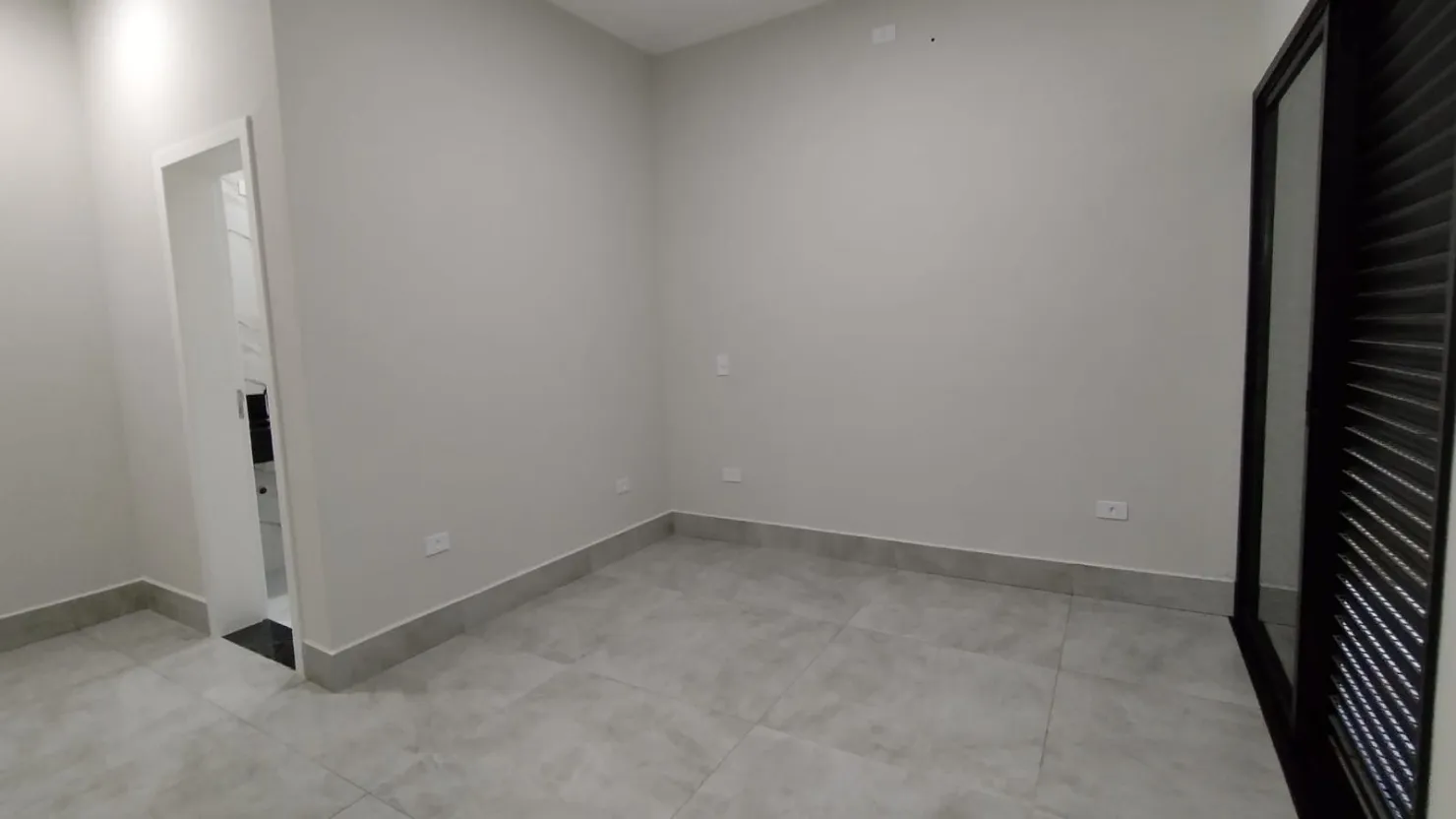 Imagem Casa à venda 3 Quartos, 1 Suite, 4 Vagas, 300M², Bairro do Grama, Caçapava - SP | Condomínio Terras do Vale