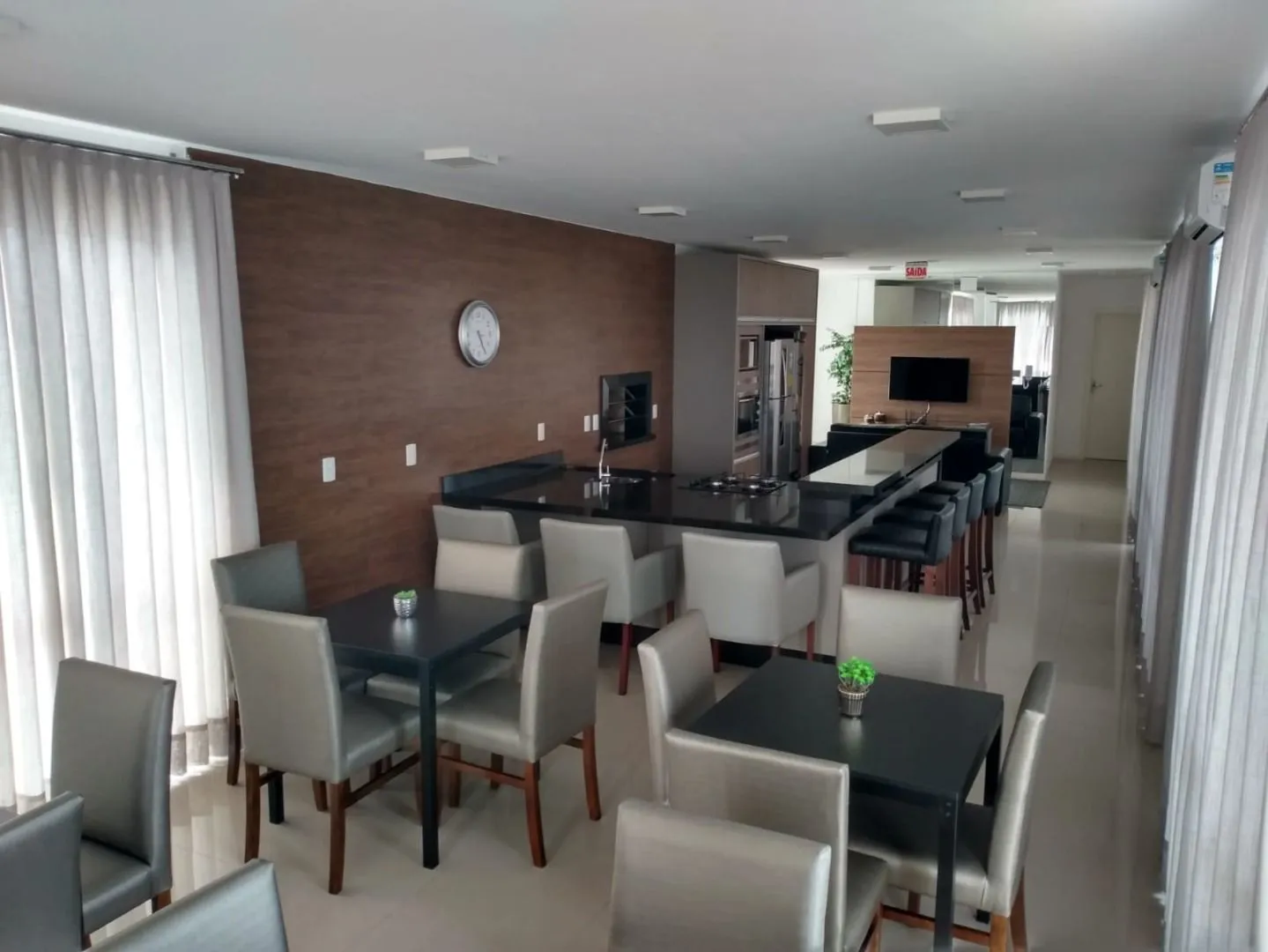 Imagem Cobertura à venda com 3 quartos 1 suíte, 249,11m² em Ponte do Imaruim Palhoça