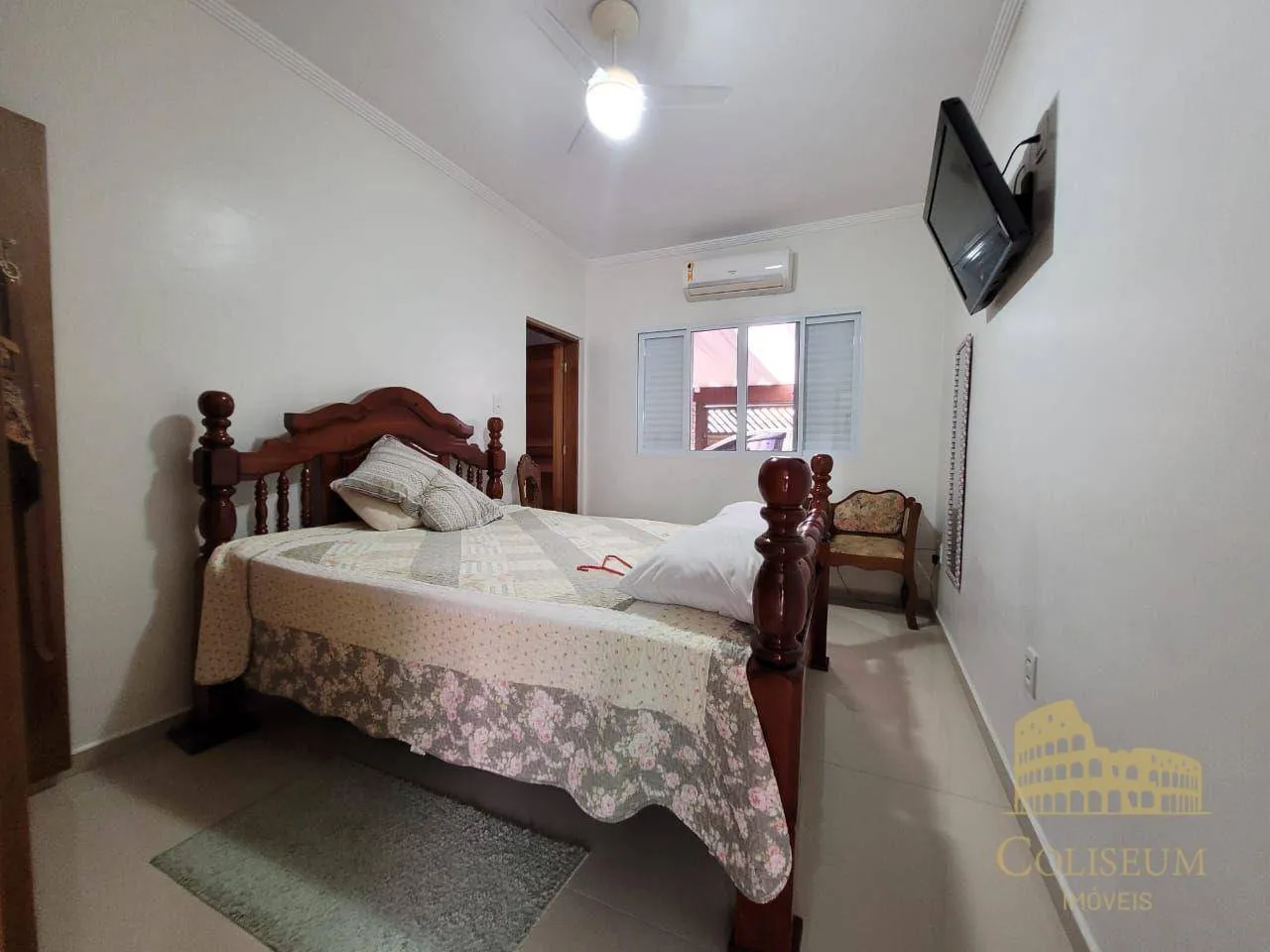 Imagem Casa com 2 dormitórios à venda, 112 m² por R$ 930.000,00 - Vila Assunção - Praia Grande/SP