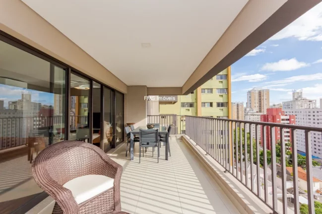 Imagem Imperdível apartamento de alto padrão com 3 suítes e 2 vagas na Vila Mariana - São Paulo-SP
