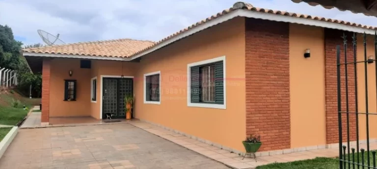Imagem Chácara à venda dentro de condomínio