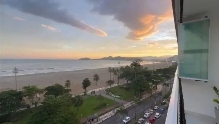 Imagem Apartamento com 3 dormitórios à venda, 147 m² por R$ 2.500.000,00 - Gonzaga - Santos/SP