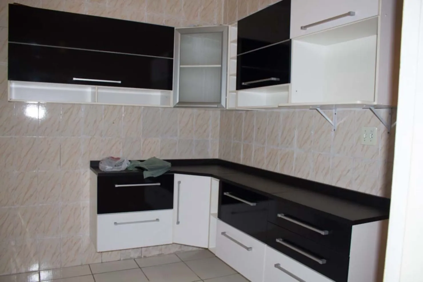 Imagem Casa à venda 3 Quartos, 1 Suite, 3 Vagas, 354M², Santana, Pindamonhangaba - SP