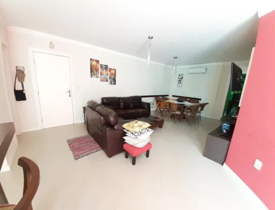 Imagem Apartamento na quadra do mar 3 suítes