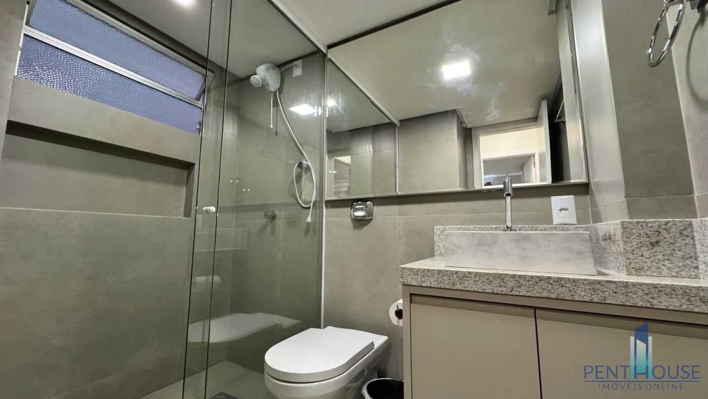 Imagem Apartamento Zona Central para Venda em Balneário Camboriú, CENTRO, 2 dormitórios, 1 banheiro, 1 vaga