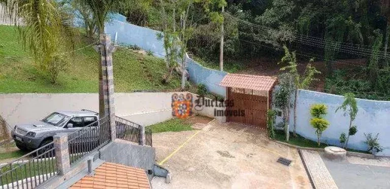 Imagem Chácara com 2 dormitórios à venda, 4050 m² por R$ 1.600.000,00 - Rio Acima - Mairiporã/SP