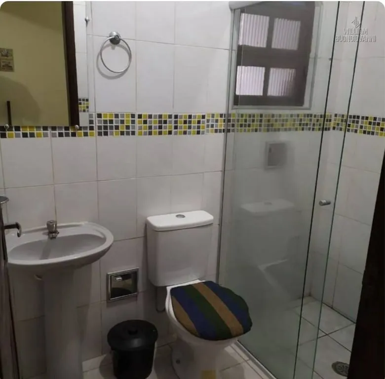 Imagem Casa térrea 2 dormitórios sendo 1 suíte em Mongaguá