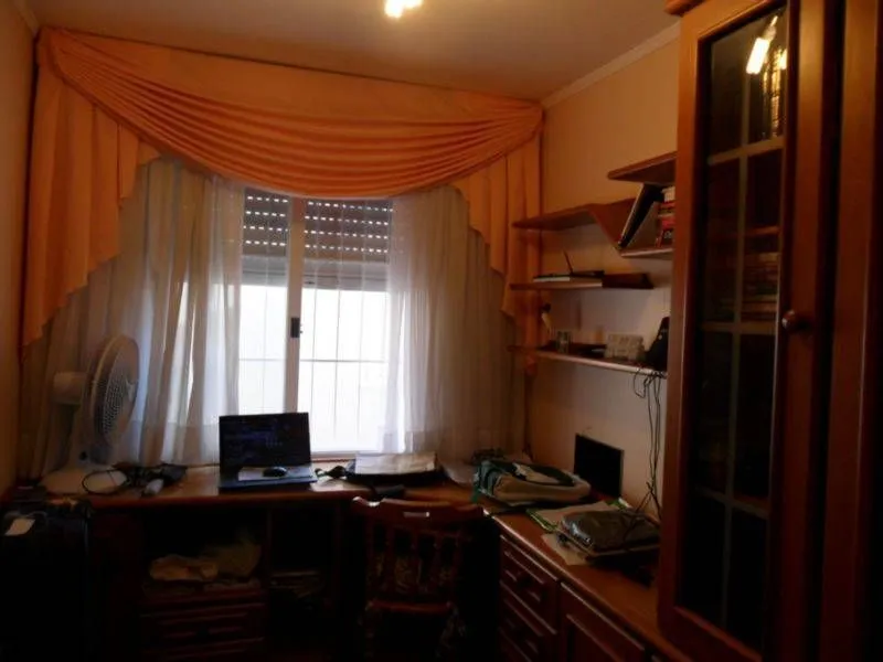 Imagem Casa para Venda - 348m², 3 dormitórios, sendo 1 suites, 2 vagas - Medianeira