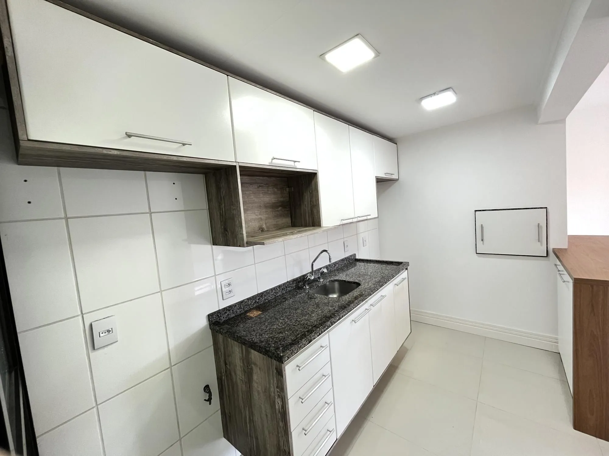 Imagem Apartamento de 2 quartos, suite e com uma vaga de garagem