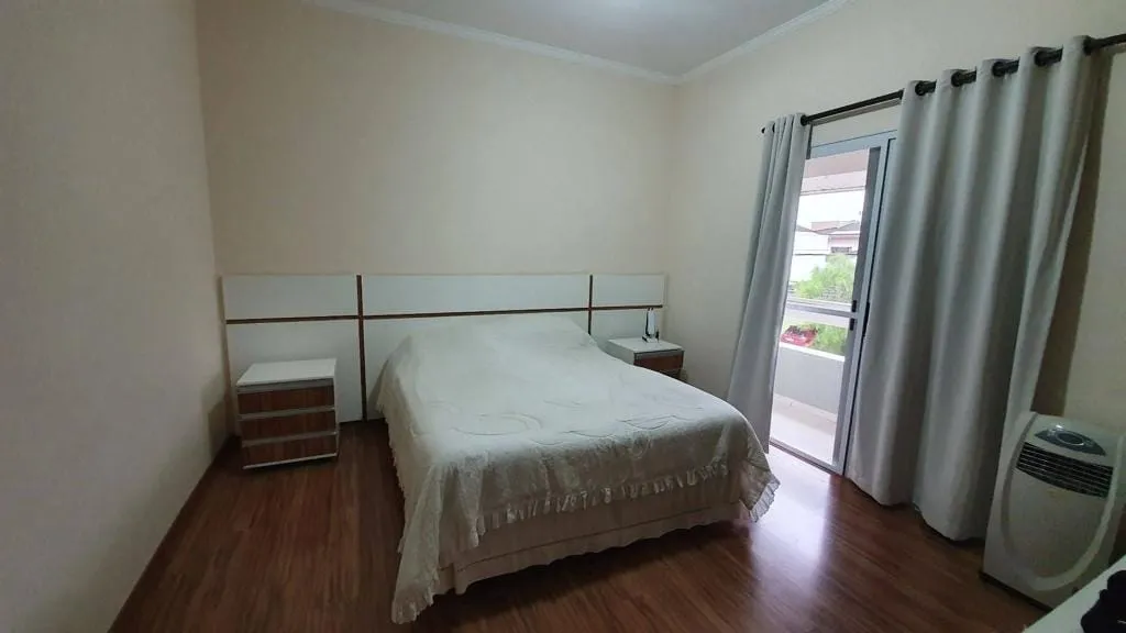 Imagem Casa à venda 3 Quartos, 1 Suite, 2 Vagas, 300M², Loteamento Residencial Campos do Conde II, Tremembé - SP | Campos do Conde Versailles