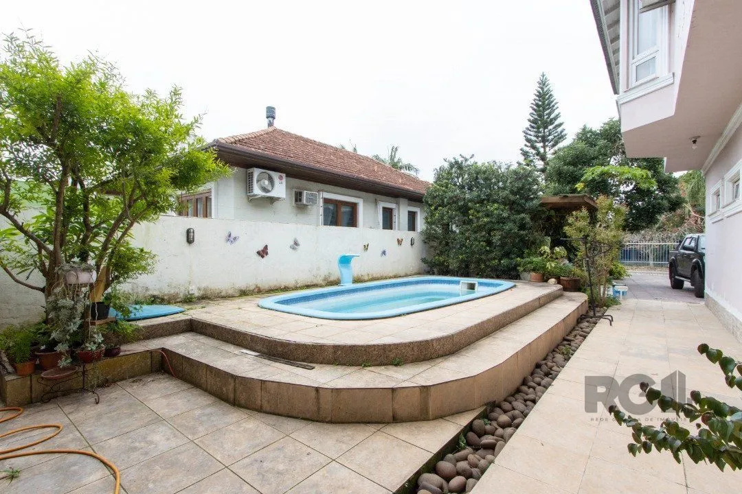 Imagem Casa para Venda - 238.68m², 4 dormitórios, sendo 1 suites, 4 vagas - Ipanema