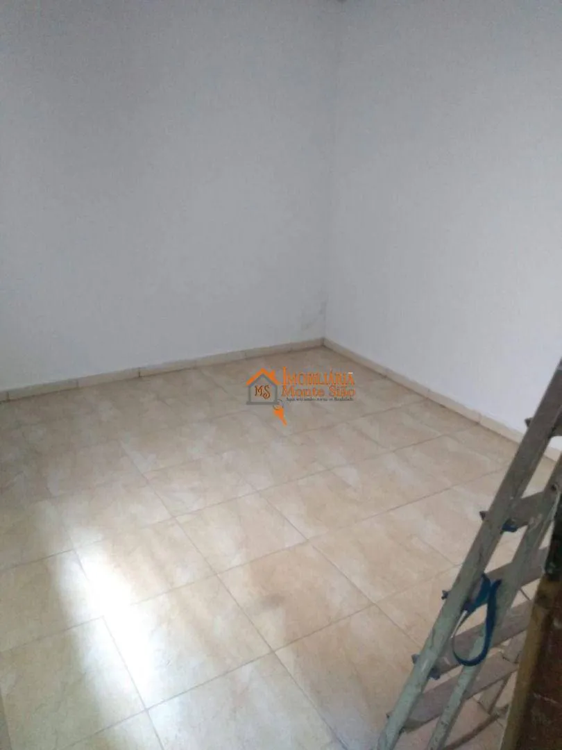 Imagem Sobrado com 5 dormitórios à venda, 200 m² por R$ 689.000,00 - Jardim Adriana - Guarulhos/SP