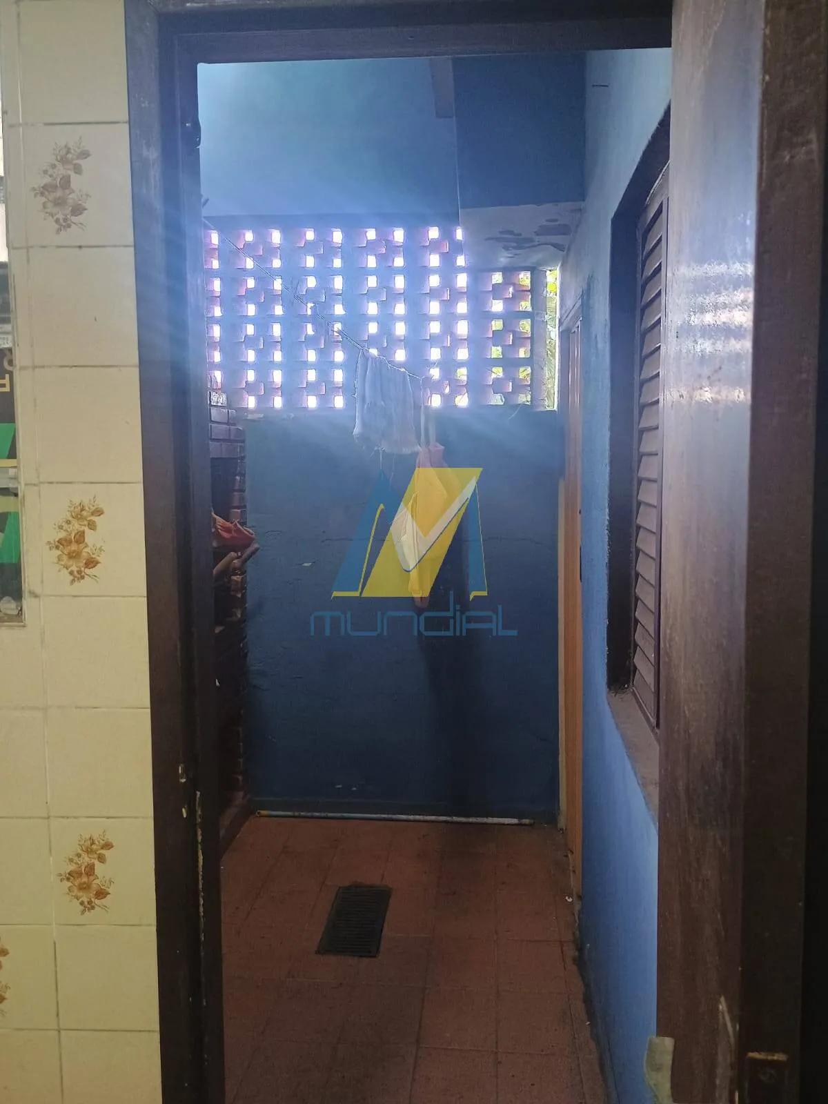 Imagem Casa térrea com 2 quartos na Vila Alto de Santo André, totalmente plana.