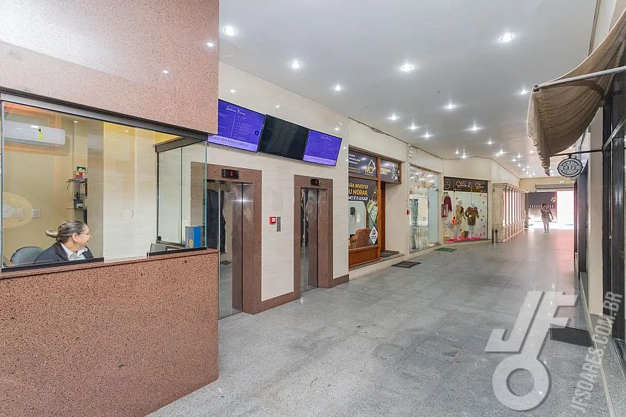 Imagem Sala comercial à venda no bairro Centro em Pelotas/RS