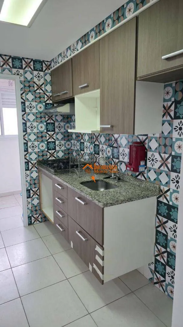 Imagem Apartamento com 2 dormitórios à venda, 56 m² por R$ 450.000,00 - Vila Galvão - Guarulhos/SP