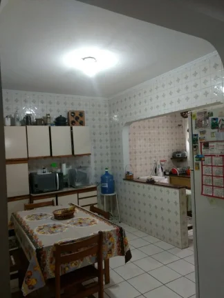 Imagem Casa maravilhosa Térrea 156 m² 3 Dormitórios sendo 1 Suíte Estuda Permuta