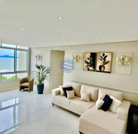 Apartamento para venda na orla de Santos com vista mar