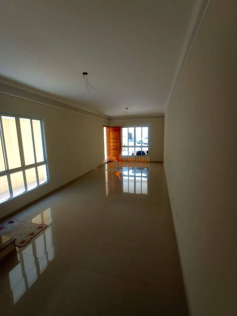 Imagem Sobrado com 3 dormitórios à venda, 136 m² por R$ 780.000,00 - Vila Moreira - Guarulhos/SP