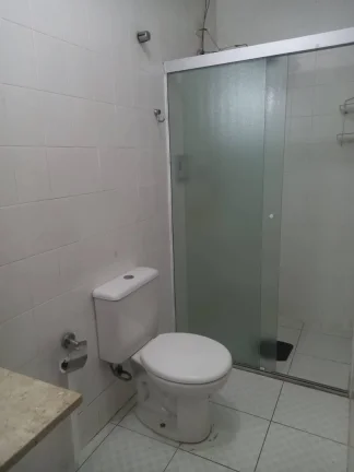 Imagem Casa para Alugar com 148m², 3 dormitórios sendo 2 suítes, churrasqueira, 2 vagas.